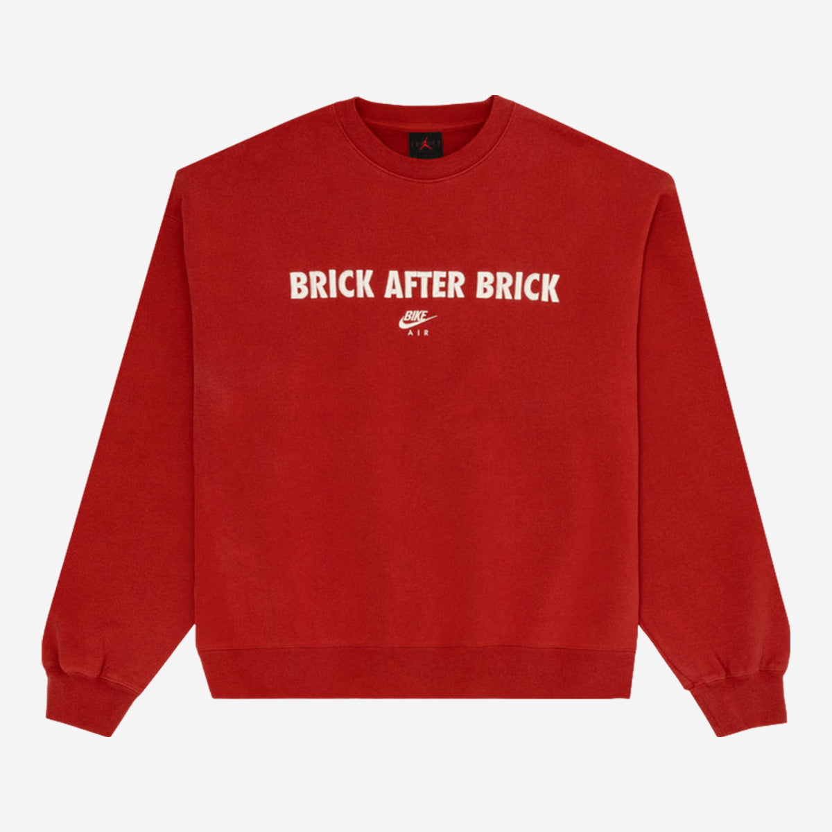 Jordan BIKE AIR x Nigel Sylvester Fleece Crewneck Sweatshirt Cinnabar Red IQ8154-671 — Abbigliamento Air Jordan su LAB19