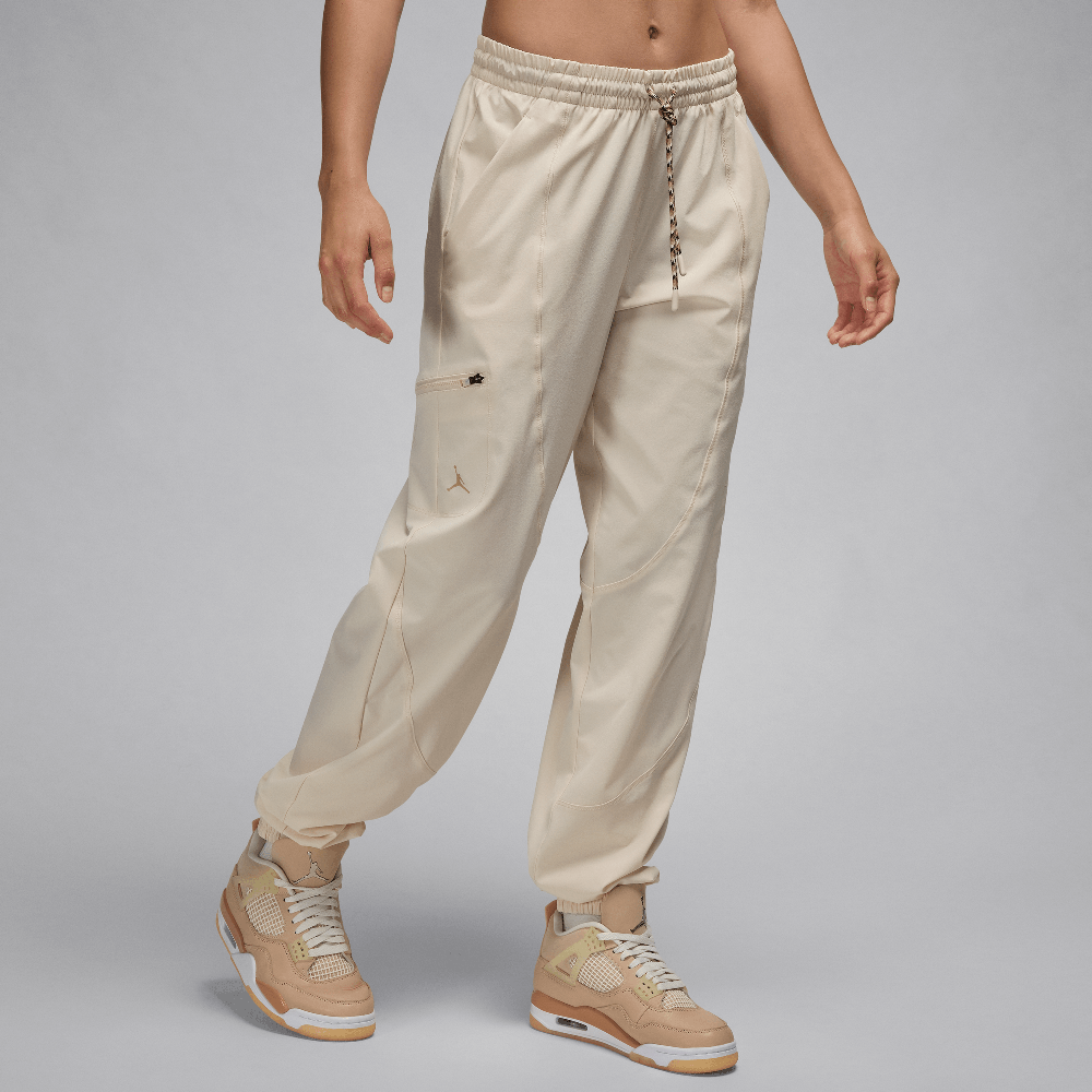 Jordan Sport Women's Tunnel Pants Legend Light Brown/Legend Medium Brown FB4659-203 — Abbigliamento Air Jordan su LAB19
