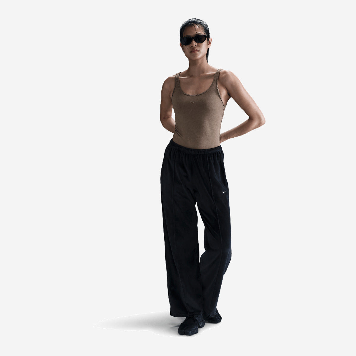 Nike Sportswear Chill Knit Women's Tank Top Mink Brown FZ1457-233 — Abbigliamento Nike su LAB19