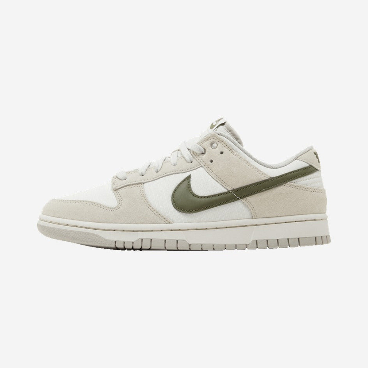 Nike Dunk Low Leaf Veins
