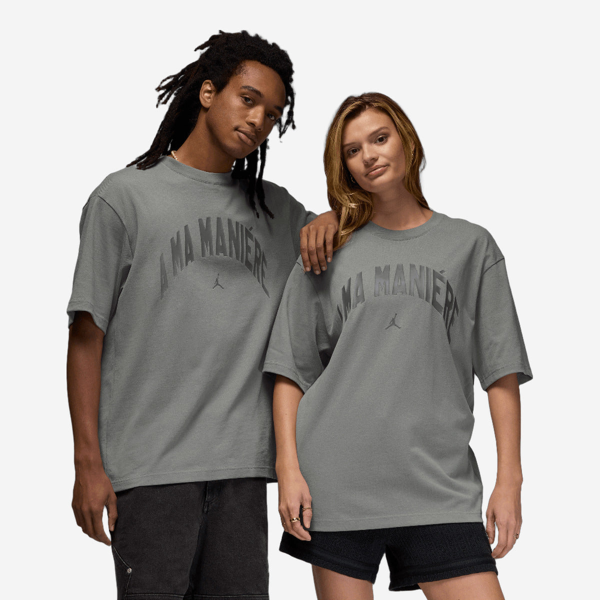 Jordan X A Ma Maniere T-Shirt Grey HF0538-029 — Abbigliamento Air Jordan su LAB19
