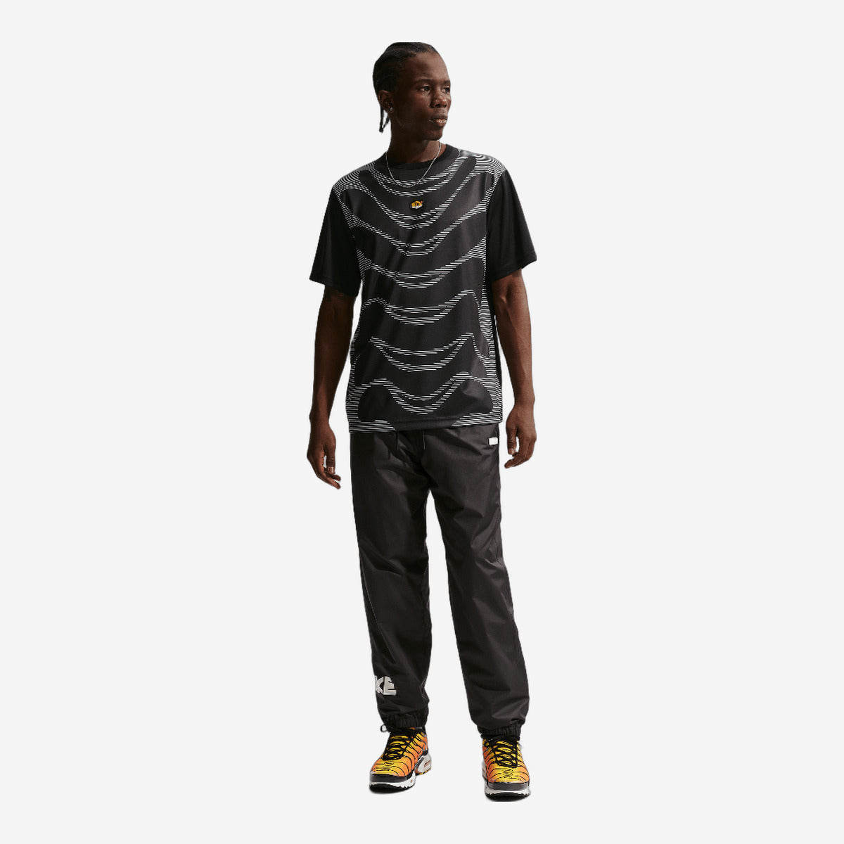 Nike Sportswear Tuned Air Men's Football Shirt Black/Black IM5980-011 — Abbigliamento Nike su LAB19