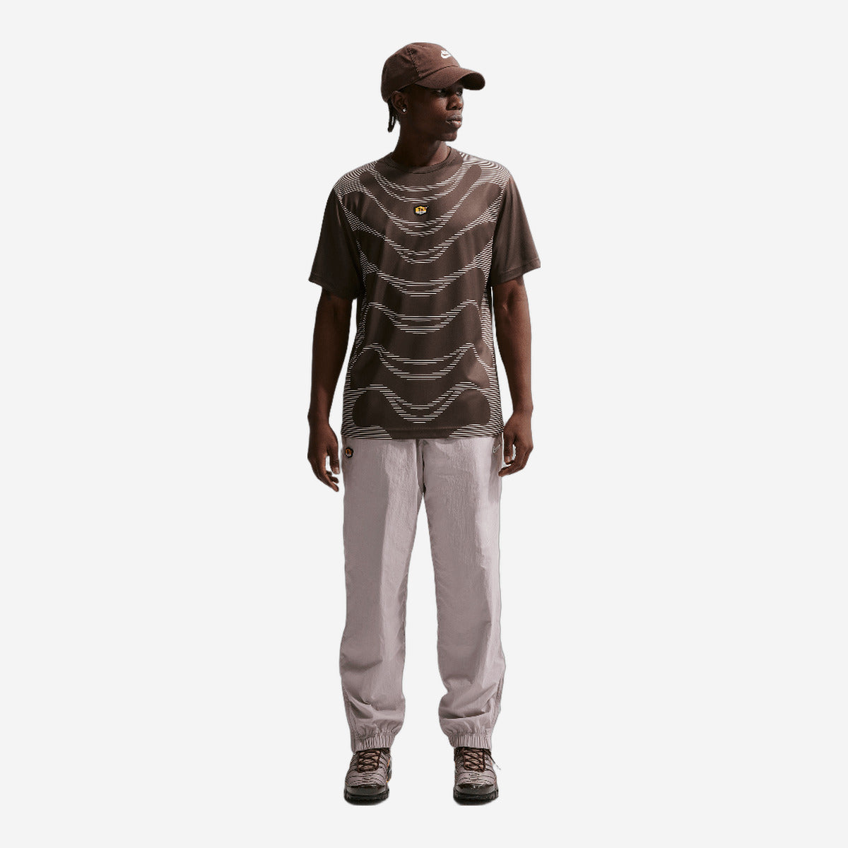 Nike Sportswear Tuned Air Men's Football Shirt Baroque Brown IM5980-237 — Abbigliamento Nike su LAB19