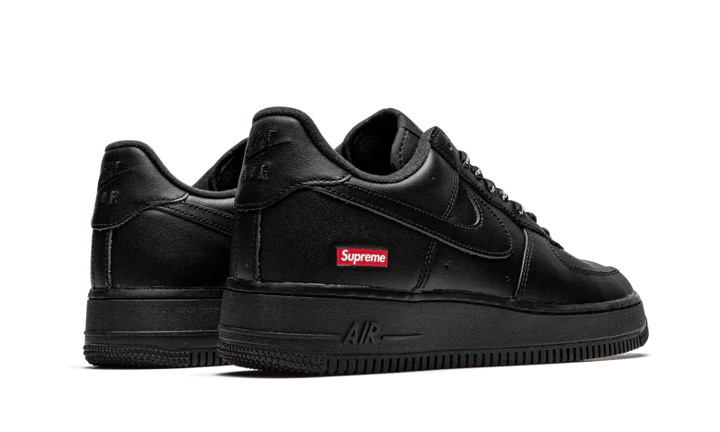 Air Force 1 Low Black Supreme