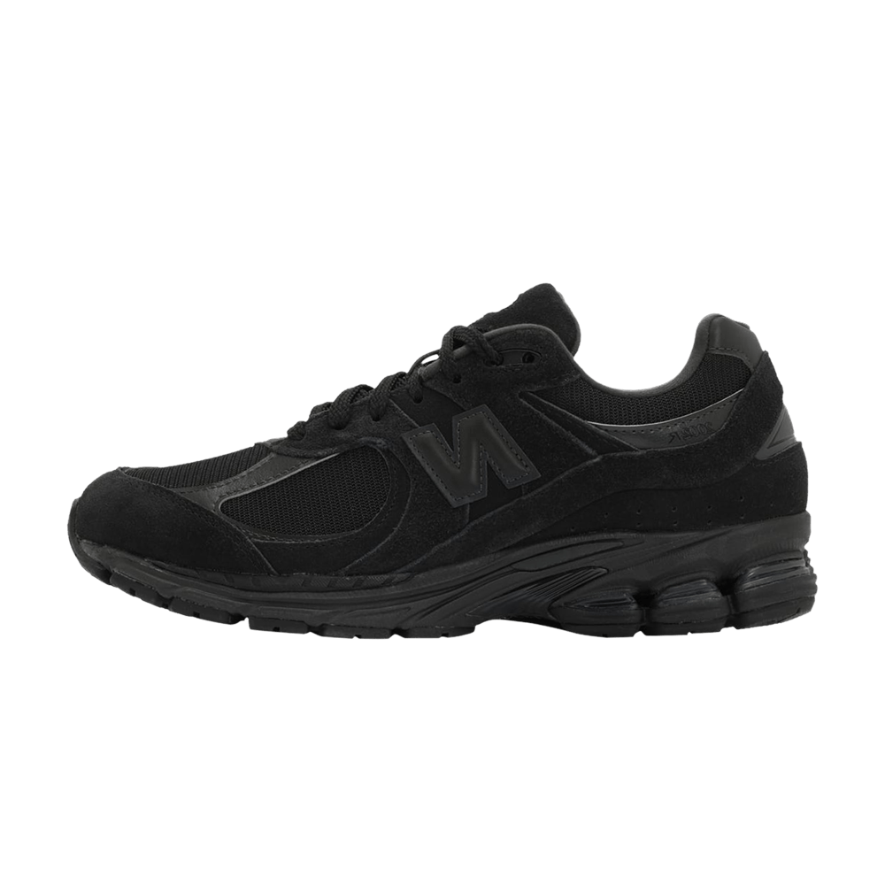 New Balance 2002R Triple Black Suede U2002RBL — Sneakers New Balance su LAB19