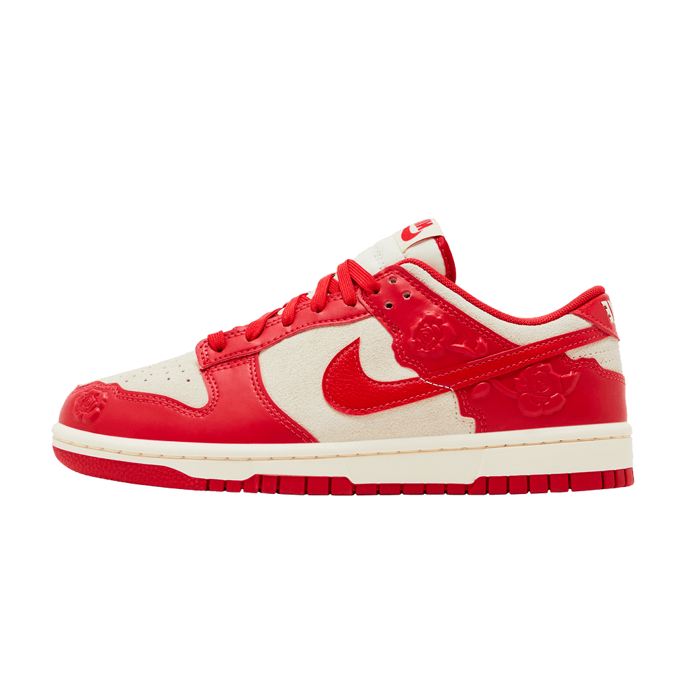 Nike Dunk Low Red Roses (Women's) HF1986-100 — Sneakers Nike su LAB19