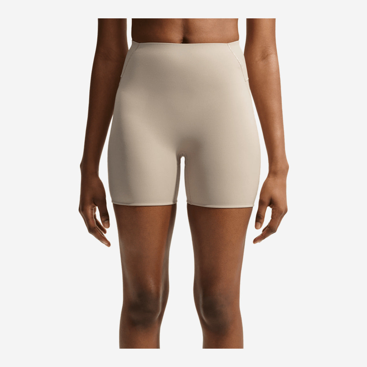 NikeSKIMS Studio Stretch Women's 12.5cm (approx.) Shorts NSKM Linen/NSKM Linen IR8678-096 — Abbigliamento Nike su LAB19