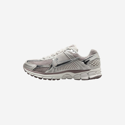 Nike Zoom Vomero 5 Metallic Silver Platinum Violet (Women's)