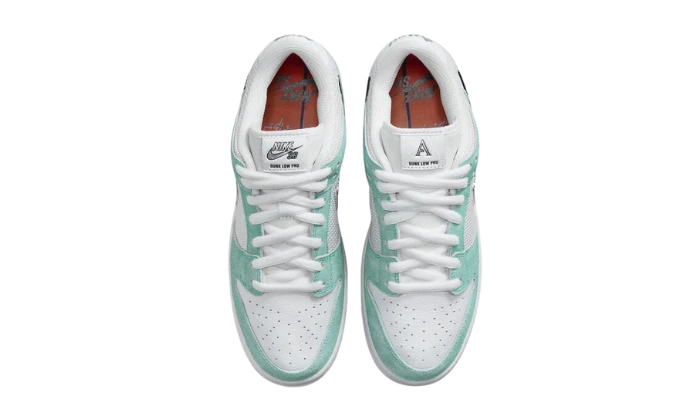 Nike SB x April Skateboards Dunk Low Pro