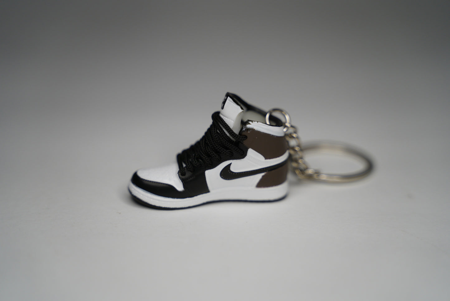 Jordan 1 High Dark Mocha