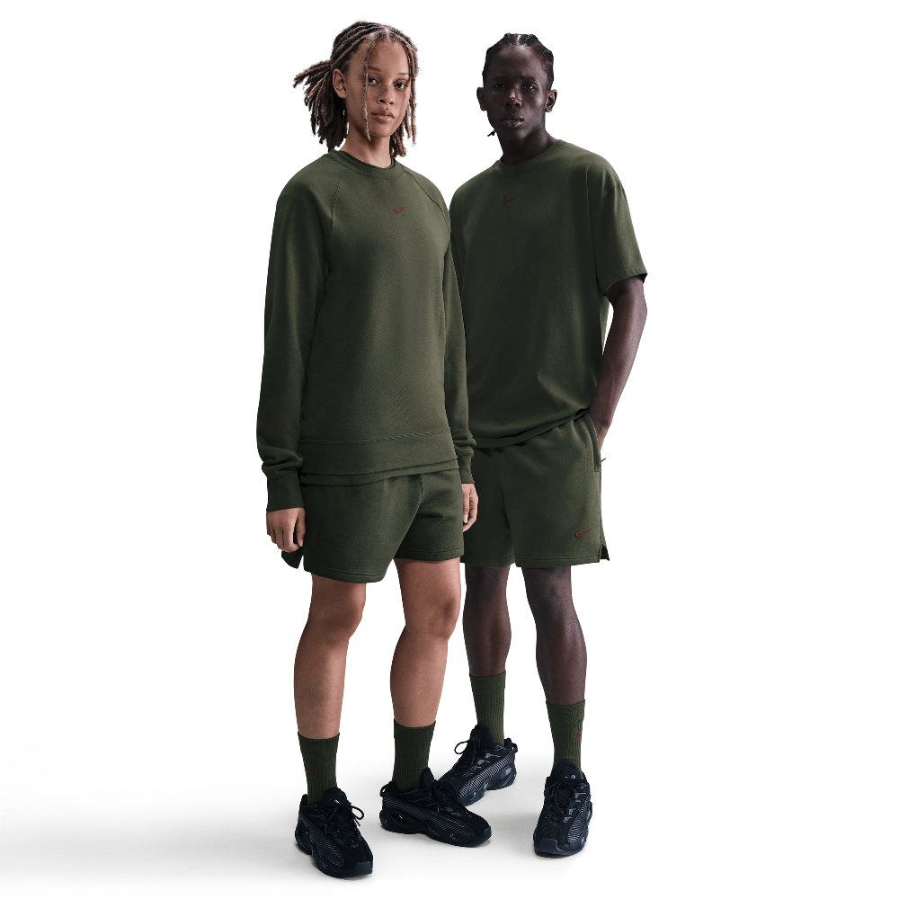 Nike NOCTA Cardinal Fleece Shorts Cargo Khaki/Team Red FQ0408-325 — Abbigliamento Nike su LAB19
