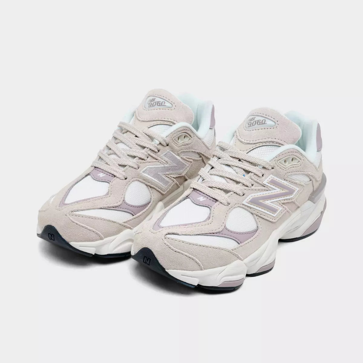 New Balance 9060 Lady Pink