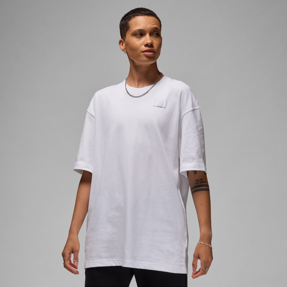 Jordan Essentials Women's Oversized T-Shirt White HM4372-100 — Abbigliamento Air Jordan su LAB19