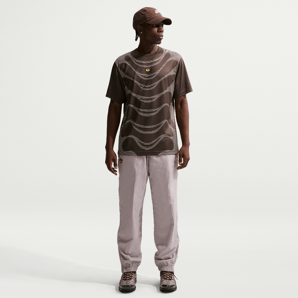 Nike Sportswear Tuned Air Men's Football Shirt Baroque Brown IM5980-237 — Abbigliamento Nike su LAB19
