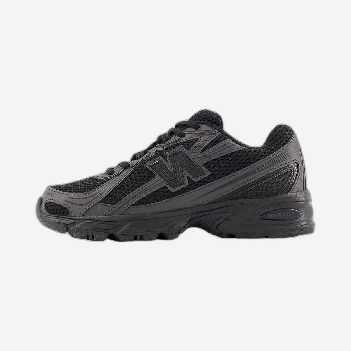 New Balance 740 Triple Black (GS)