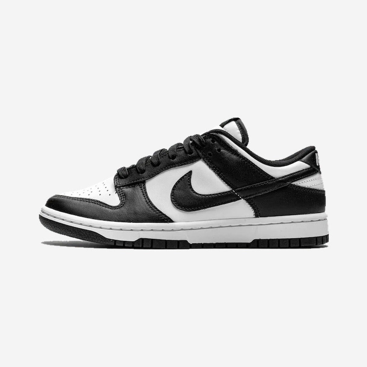 Nike Dunk Low Black White