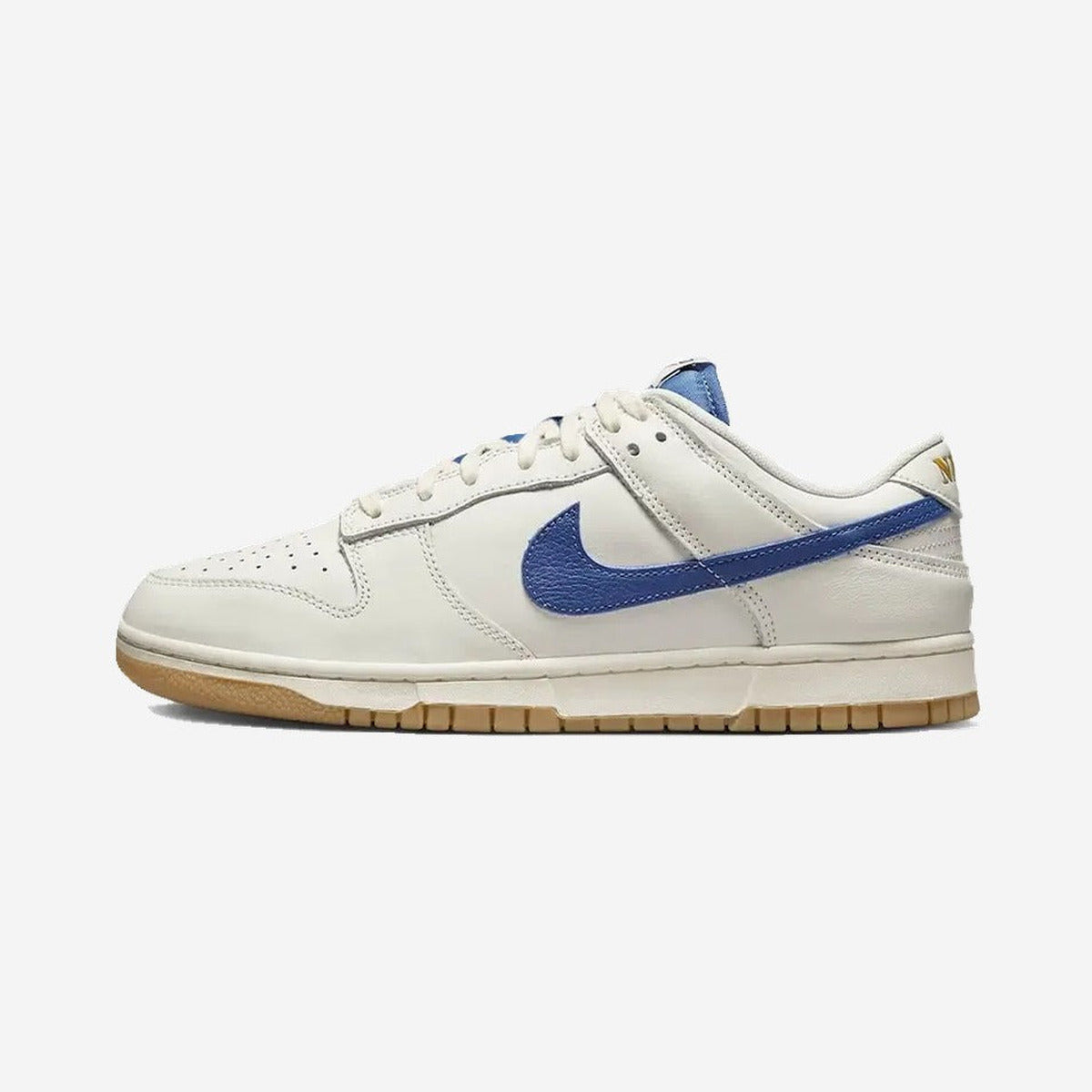 Nike Dunk Low SE Sail Dark Marina Blue