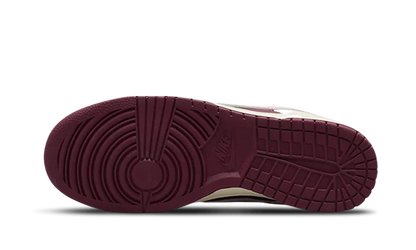 Nike Dunk Low Retro PRM Valentine's Day (2023)