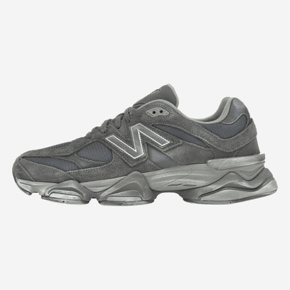 New Balance 9060 Magnet