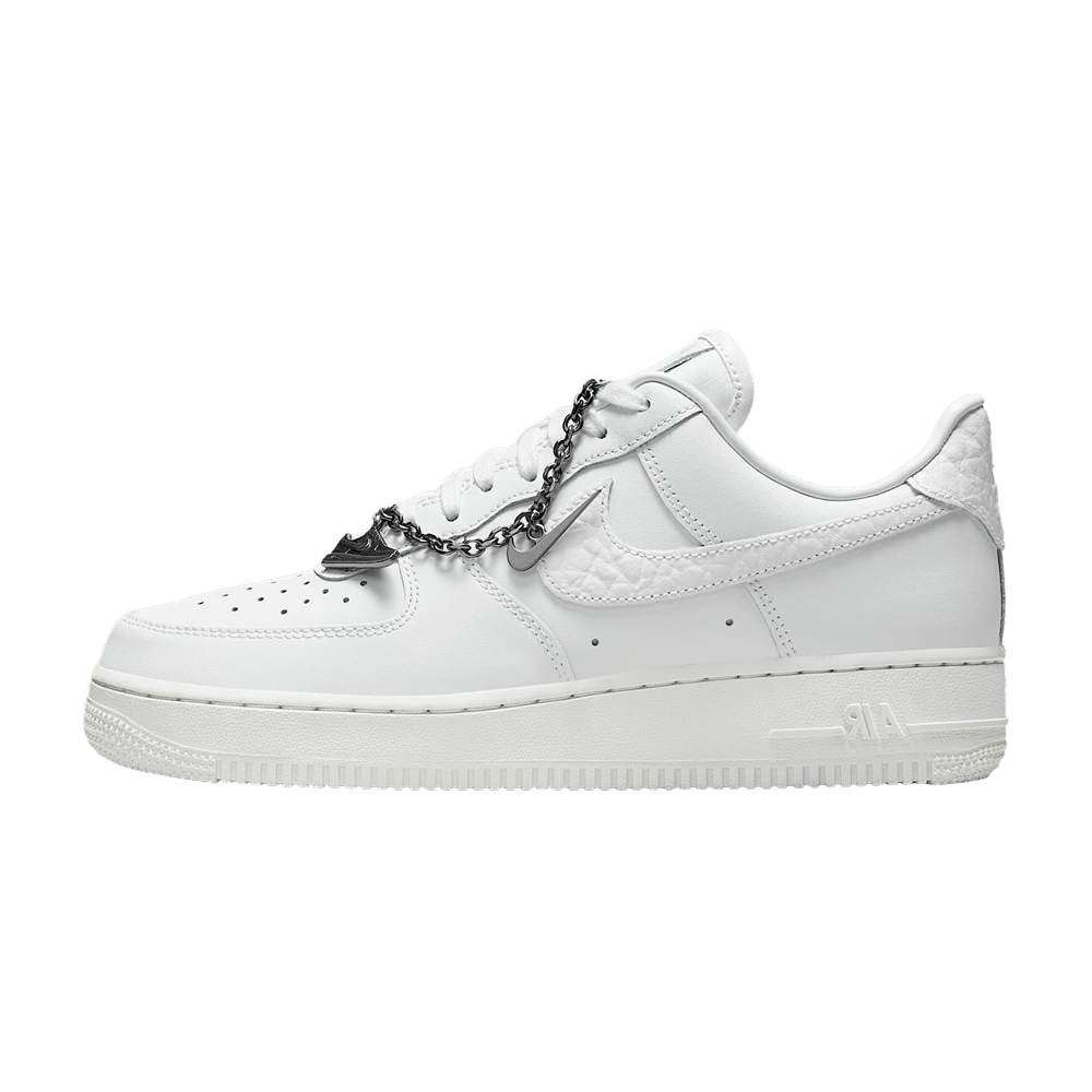 Nike Air Force 1 '07 Low Summit White Mini Charm (Women's) IM6485-121 — Sneakers Nike su LAB19