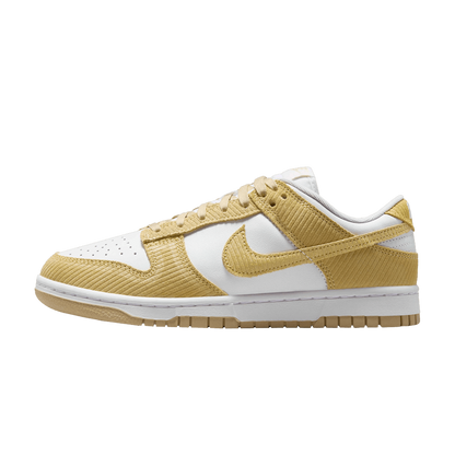 Nike Dunk Low Alabaster Corduroy (Women's) FN7167-700 — Sneakers Nike su LAB19