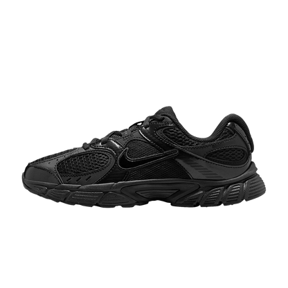 Nike V5 RNR GS 'Triple Black' HQ6411-002 — Sneakers Nike su LAB19