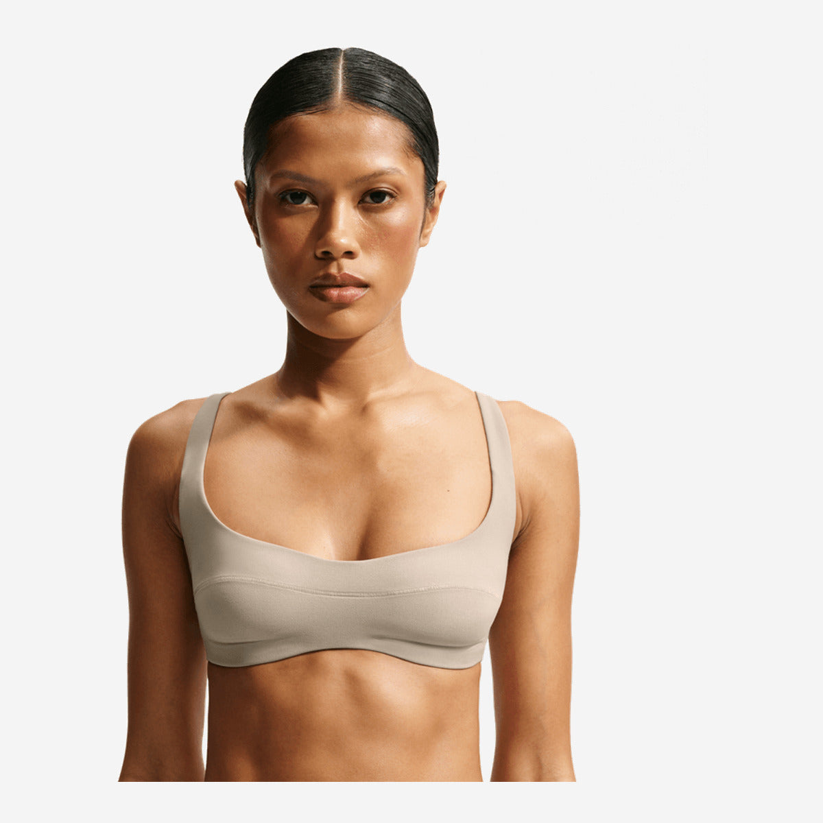 NikeSKIMS Studio Stretch Women's Micro Sports Bra NSKM Linen/NSKM Linen IR8685-096 — Abbigliamento Nike su LAB19