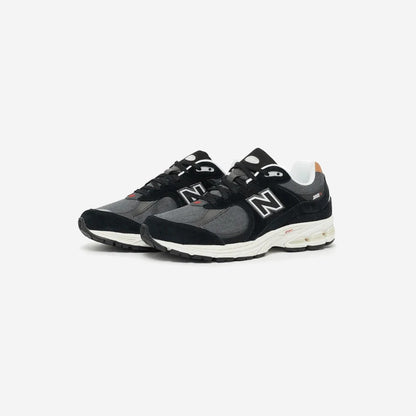 New Balance 2002R Black Sepia