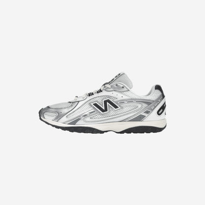 New Balance 204L Silver Metallic Black