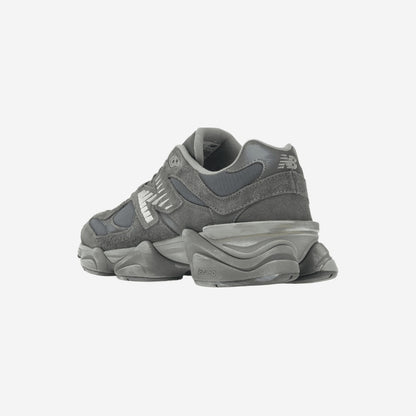 New Balance 9060 Magnet