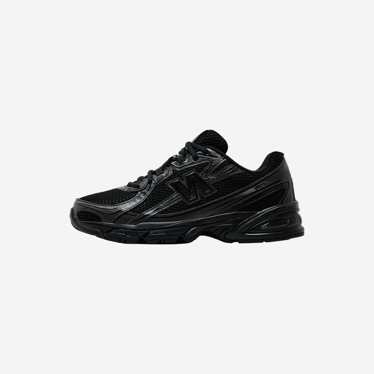 New Balance 740 Triple Black